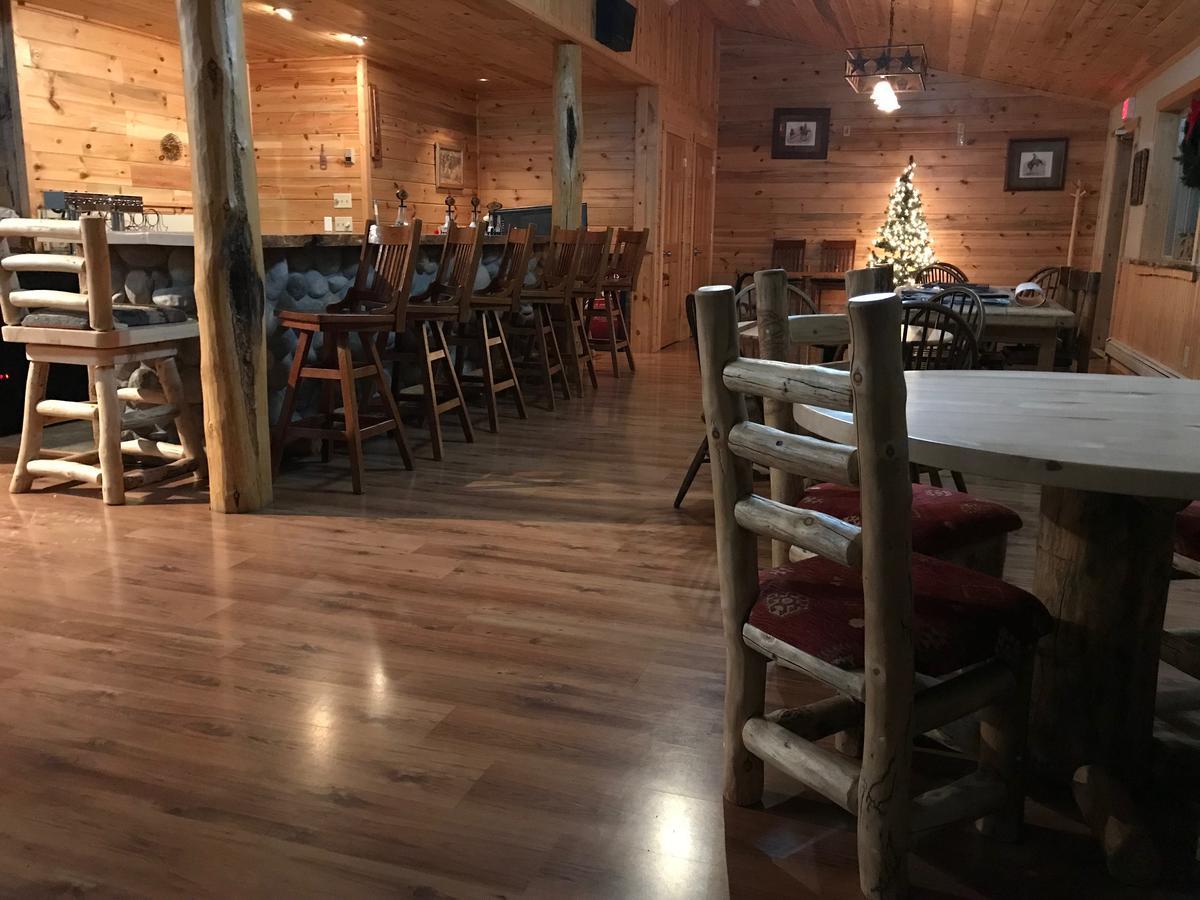Yellowstone Cutthroat Guest Ranch Hotel Wapiti Exterior photo